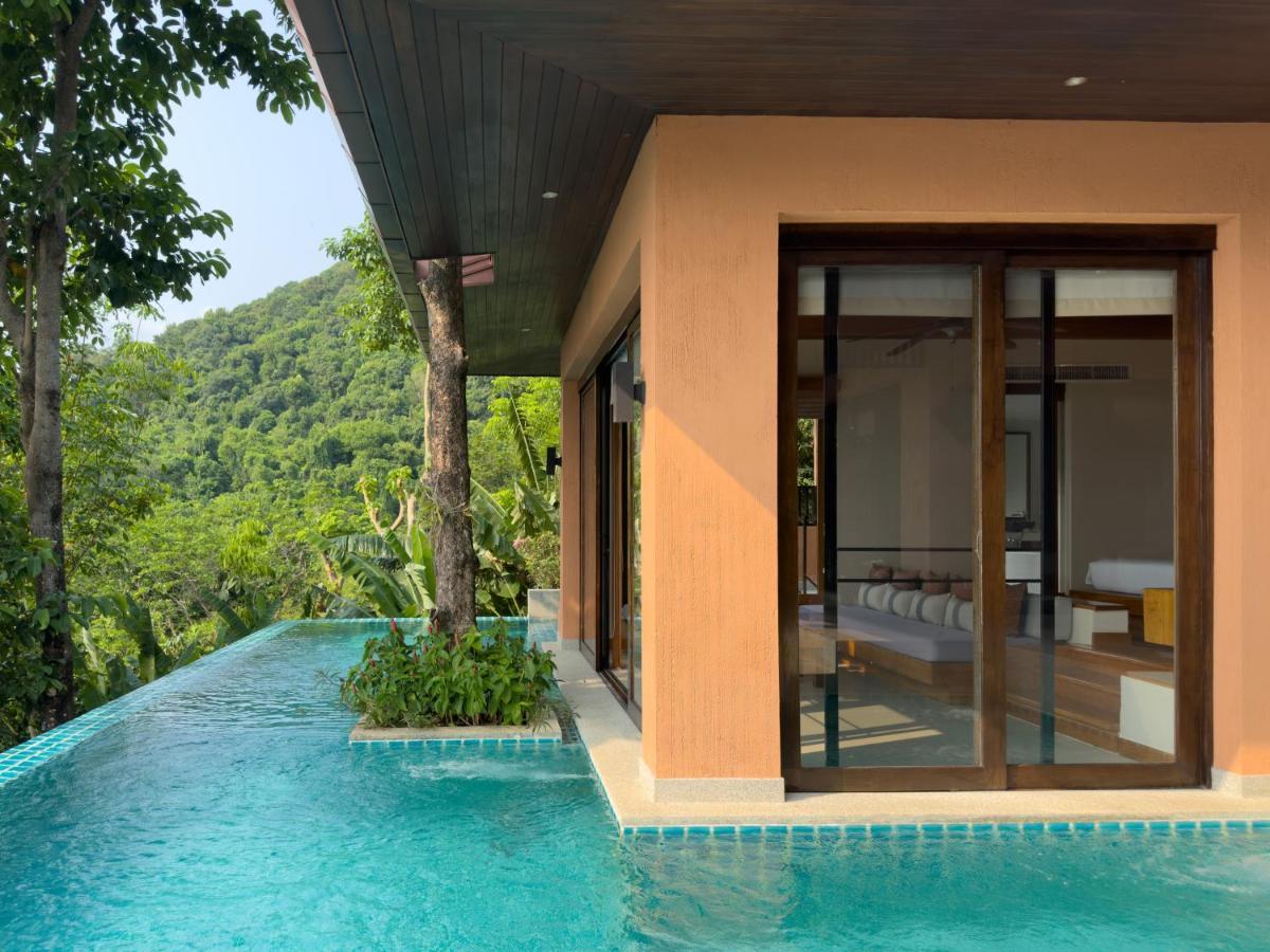Korsiri Pool Villas Cape Panwa Exterior photo